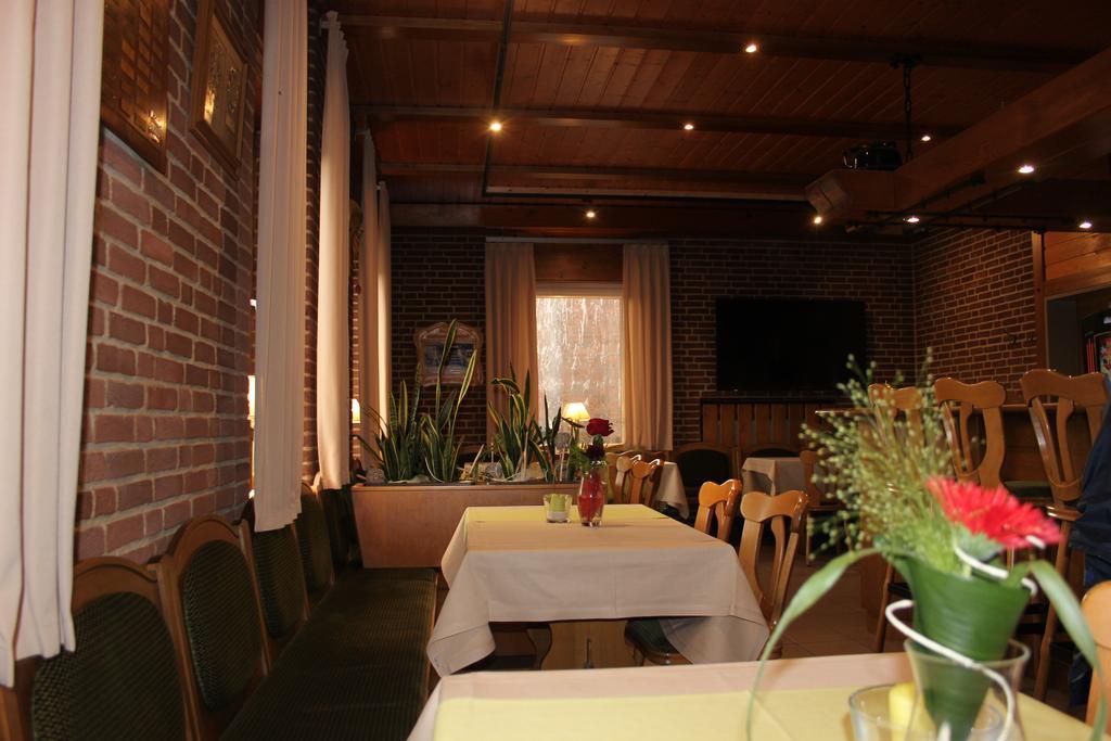 Gasthof Tepferdt Rees Exterior foto